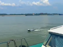 <b>長江流域無人船水文地質(zhì)調(diào)查</b>